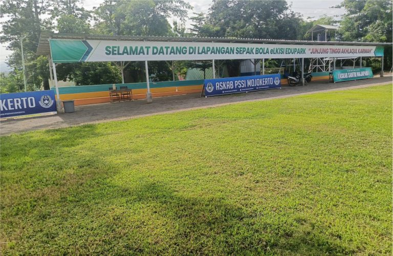 Lapangan Sepak Bola eLKISI Siap Digunakan Turnamen Sepak Bola Usia Dini