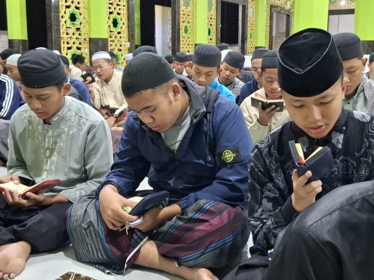 Menjaga Keistiqomahan dalam Amal Kebaikan