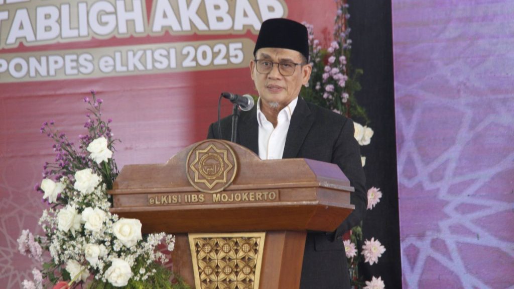 Dr. KH. Roro R. Muhammad Syafi’i, SH, M.Hum. (Wakil Menteri Agama RI)