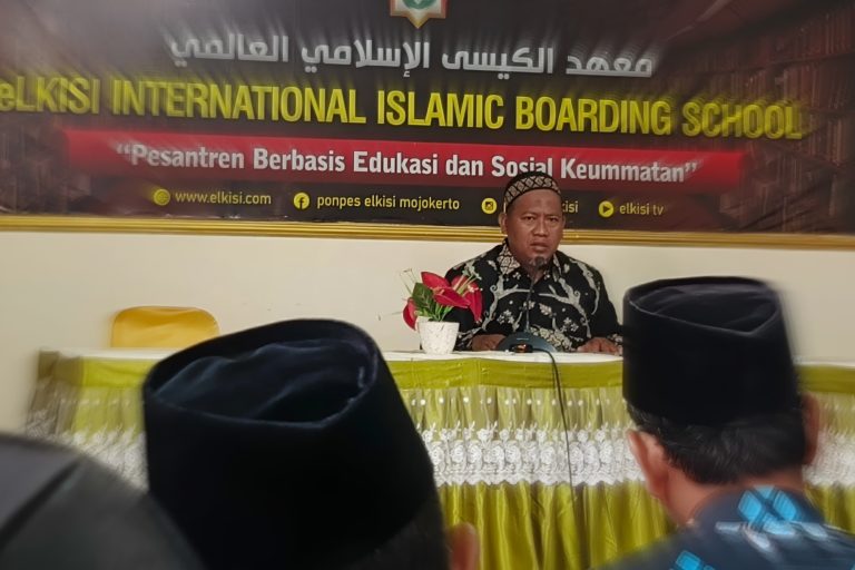 Brifing Pagi Asatidz: Kiai Fathur Tekankan Kembali Tentang Semangat Kedisiplinan