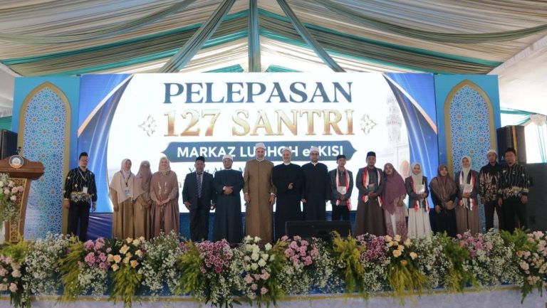 127 Santri eLKISI Siap Menembus Al-Azhar Cairo, Dilepas Langsung Direktur Marzak Tathwir Al-Azhar di Hadapan 8.000 Jamaah