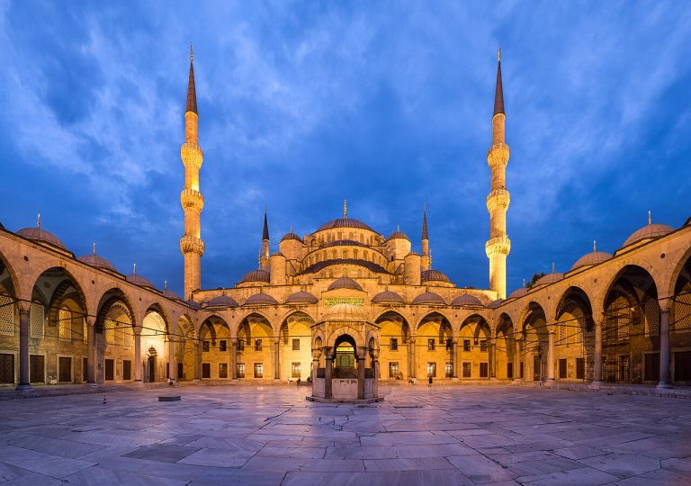 Meneladani Keutamaan Menahan Amarah Menurut Teladan Nabi